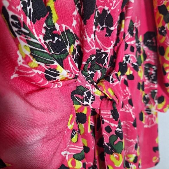 Peter Nygard Womens Tunic Top 3/4 Sleeve Floral Faux Wrap Pink Leopard Spots 1X - Picture 4 of 11